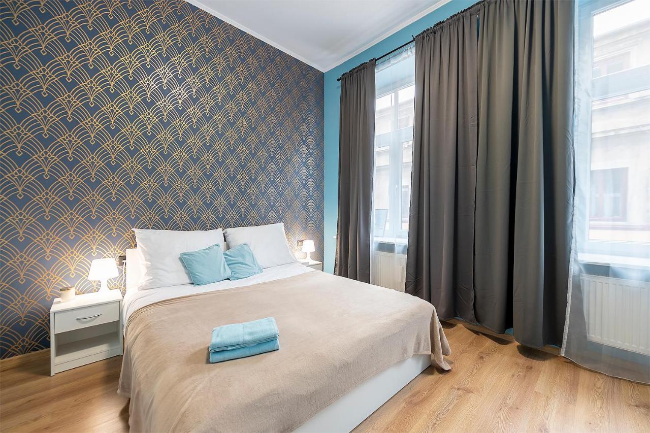 Red Brick Apartment Centrum 우치 외부 사진