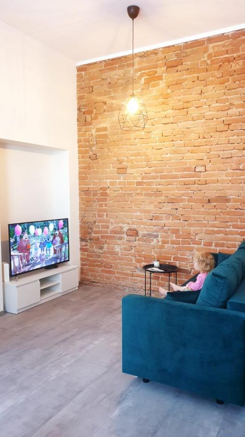 Red Brick Apartment Centrum 우치 외부 사진